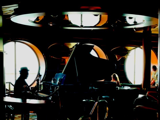Ship Piano